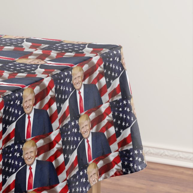 MANTEL DONALD TRUMP TABLECLOT PATRIOTA (In Situ)