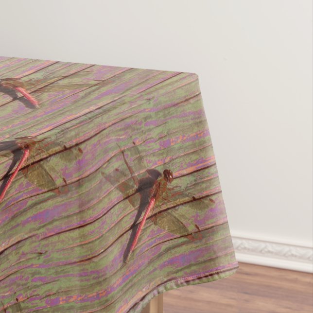 Mantel Dragonfly Colorful (In Situ)