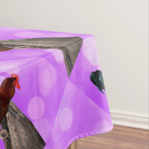 Mantel Encaramado en Su Majestad: Rooster On Dreamy Purpl