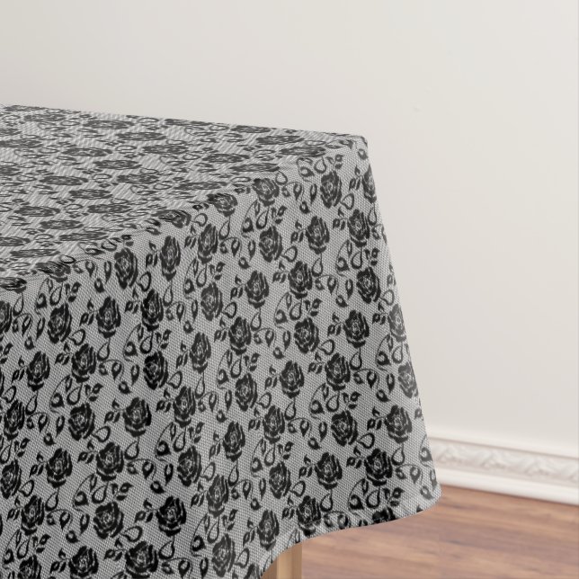 Mantel Faux Black Lace Rosa Fishnet Tablecloth (In Situ)