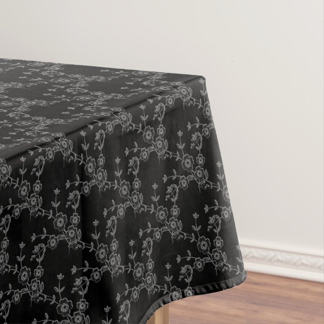 Mantel FS Style 1-Black-Silver-52x70 TABLECLOTH (In Situ)