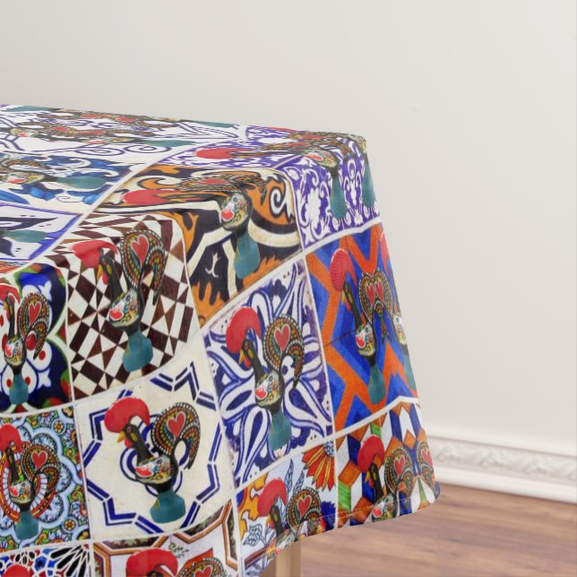 Mantel Galo de Barcelos, Portugal (In Situ)