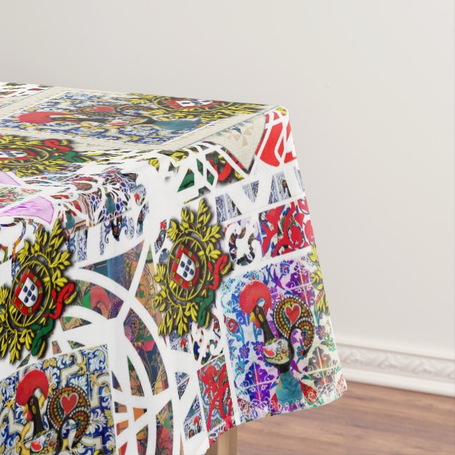 Mantel Galo de Barcelos, Portugal (In Situ)