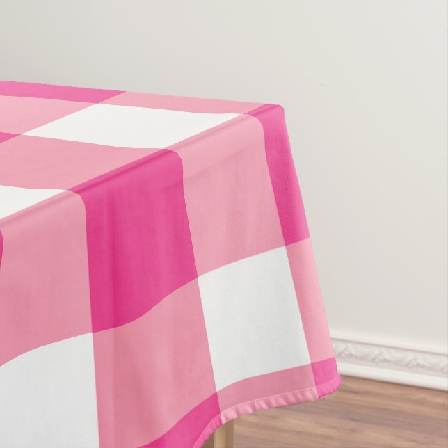 Mantel Gingham Pink Design (In Situ)