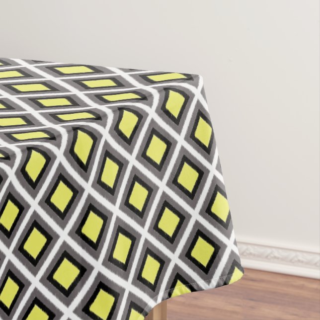 Mantel Gris oscuro, negro, diamantes de ikat amarillo de  (In Situ)