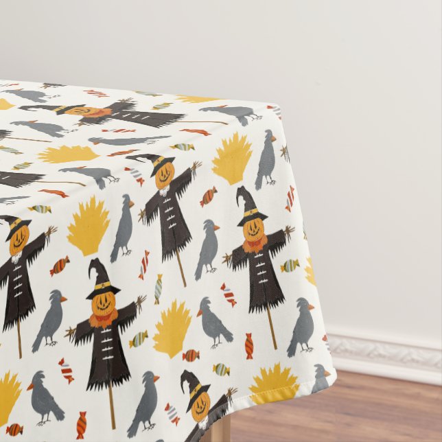 Mantel Halloween Patttern Scary Corn Field Characters (In Situ)