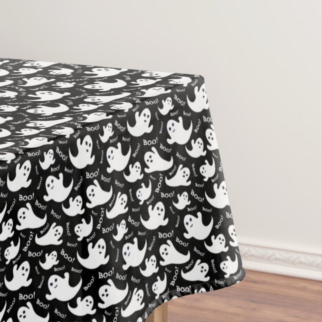 Mantel Halloween Tablecloth (In Situ)