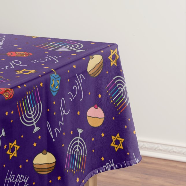 Mantel Hanukkah Púrpura (In Situ)