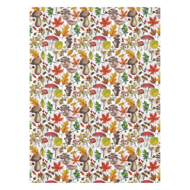 Mantel Hongos, hojas, nueces y bayas otoñales en blanco (Anverso)