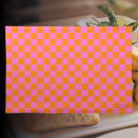 Mantel Individual Neon Pink Naranja Checkered Checkerboard Vintage<br><div class="desc">Tablero de verificación de neón rosa y Naranja | Vintage | Clásica | Trendy | Elegante | Moda | Mínimo</div>