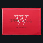 Mantel Individual Novedades de regalo Monograma Guión inicial Rojo R<br><div class="desc">Regalo de boda, Regalo de recién casados Monograma Nombre de Familia Personalizado Inicial Guión Moda Rústica Colas Rojas Placemat. Diseño de monograma blanco personalizado con el apellido y fecha de la recién casada novia y el novio establecidos en letras negras sobre un rico fondo rojo. Un regalo único para los...</div>