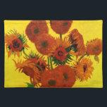 Mantel Individual Vase de la vida con 15 girasoles Vincent van Gogh<br><div class="desc">Still Life: Vase con los quince girasoles de Vincent van Gogh es un bello arte vintage post impresionismo aún vida floral pintura. Hermoso ramo de girasoles recién cortados en amarillo y naranja de un jardín de verano en plena floración. Sobre el artista: Vincent Willem van Gogh (1853-1890) fue uno de...</div>
