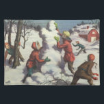 Mantel Individual Vintage Christmas, Children Snowball Fiesta<br><div class="desc">Ilustracion Vintage. Imagen de feriado navideño de Feliz Navidad con niños divirtiéndose afuera con una pelea de bolas de nieve. Los niños están arrojando bolas de nieve y construyendo un muñeco de nieve en un día de invierno.</div>