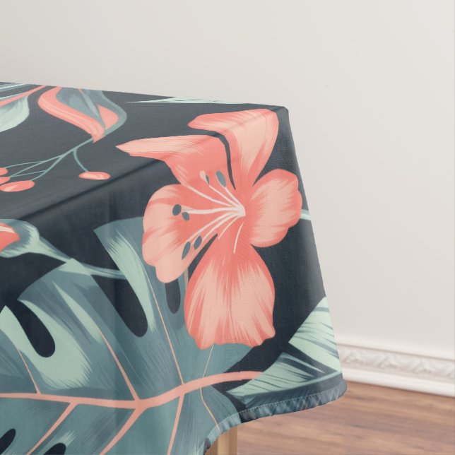 Mantel Large-scale tropical florals and leaves (In Situ)