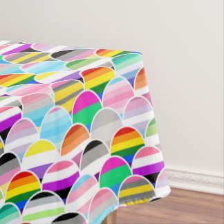 Mantel LGBTQIA+ Queer Scalloped Pride Flag Fans