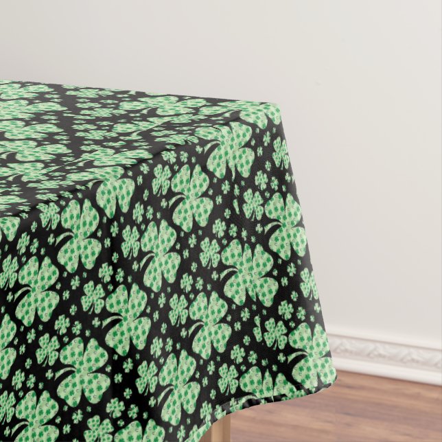 Mantel Lucky Four Leaf Clover Pattern Irish St. Patrick (In Situ)