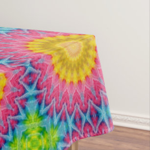 Mantel Mandalá Tie-Dye de Arcoíris con Simetría Vibrante