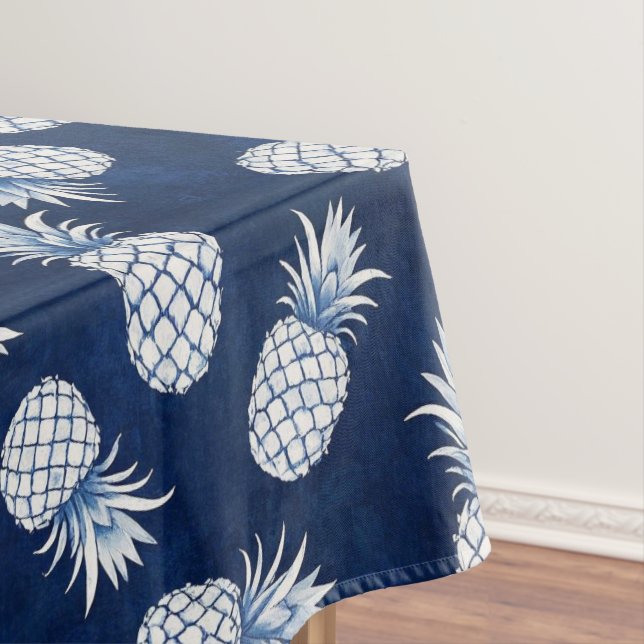 Mantel Modern Tropical Pineapple Watercolor (In Situ)