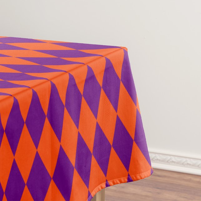 Mantel Orange and Purple Harlequin Checkered Design  (Subido por el creador)