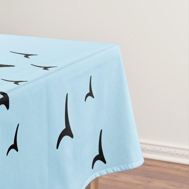 Mantel patrón de vuelo de pájaros negros azul claro minim (In Situ)