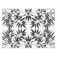 Planta de bambú blanco y negro