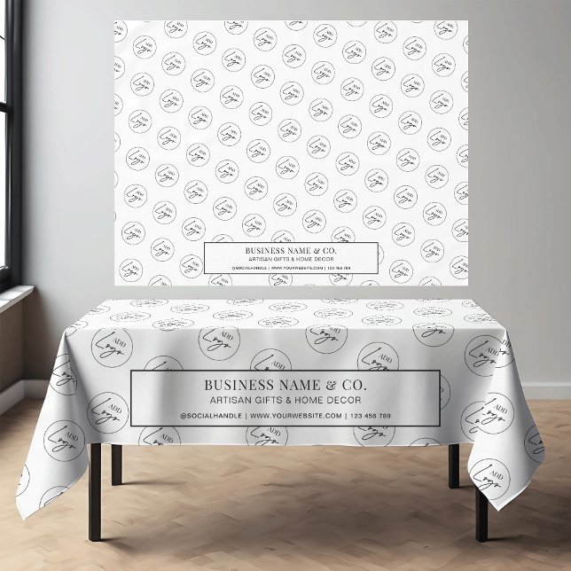 Mantel Programa de promoción de logotipos de empresas min (Minimalist white business  branded tablecloth with custom text & logo *this mockup is Ai generated)