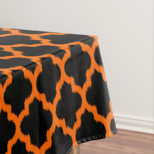 Mantel Quatrefoil marroquí Naranja moderno sobre negro