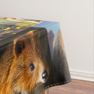 Mantel "Quokka Chronicles: Un Collage de fotos conmovedor
