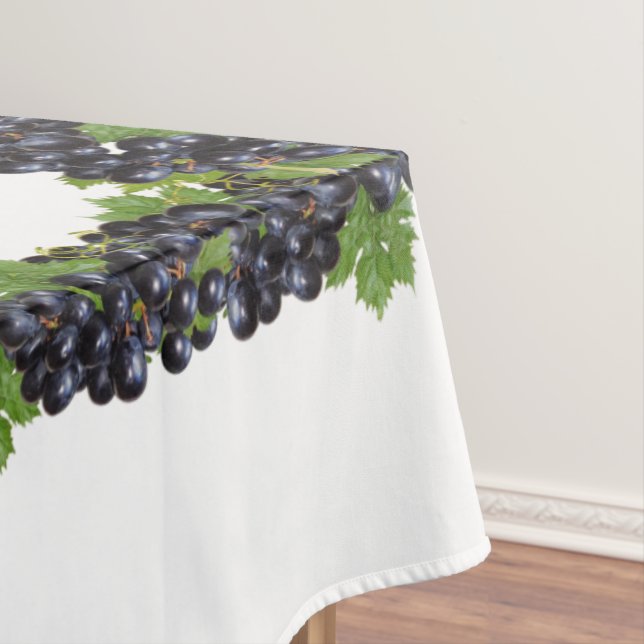 Mantel Ramas de uvas de vino tinto sobre blanco (In Situ)