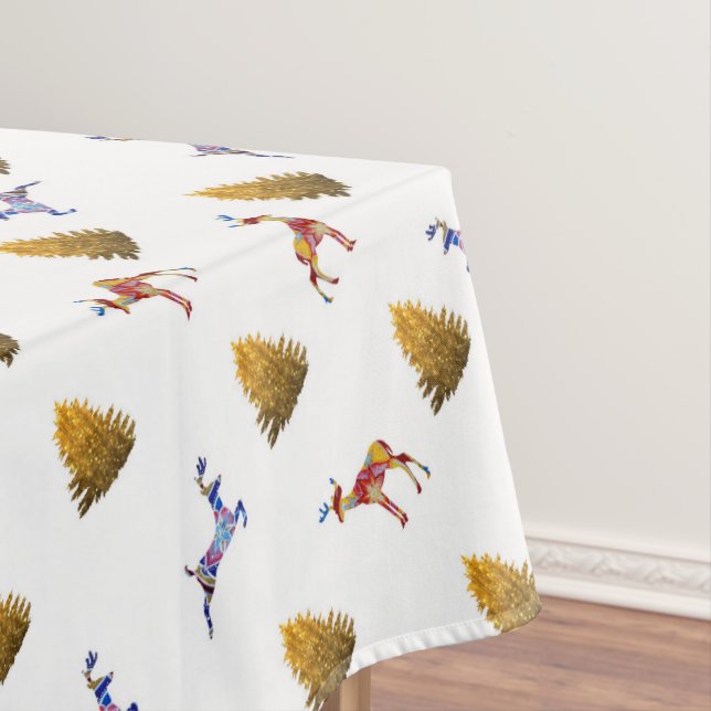 Mantel Reindeers Holiday Tree  (In Situ)