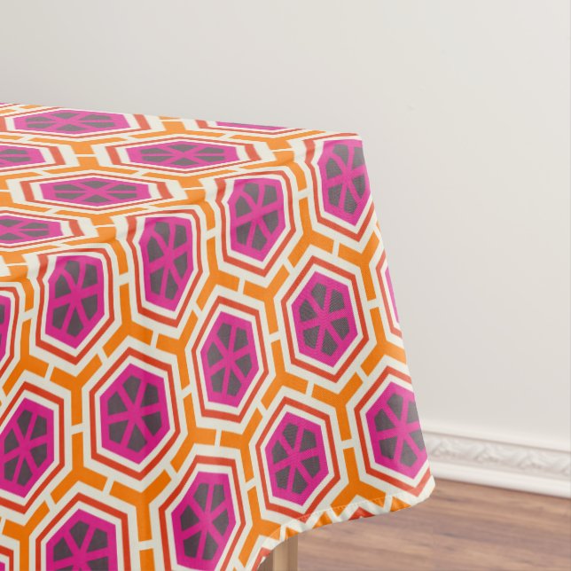Mantel Retro Pink and Orange Modern Geometric Pattern (In Situ)