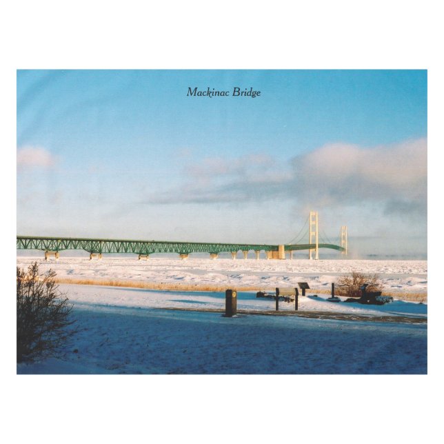 Mantel Ropa de mesa de invierno del puente Mackinac (Frente (Horizontal))