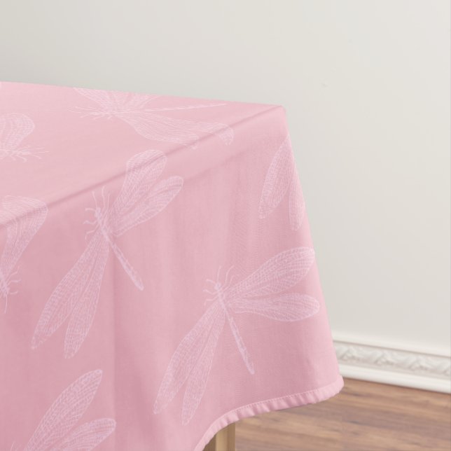 Mantel Rosa en modelo elegante rosado de la libélula de (In Situ)
