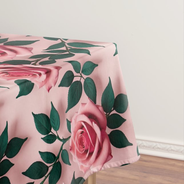 Mantel Rosas Rojas Vibrantes Con Hojas Verdes Oscuras (In Situ)