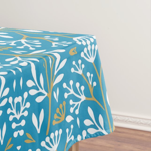 Mantel Seamless Floral Pattern: White and Gold on Blue (In Situ)