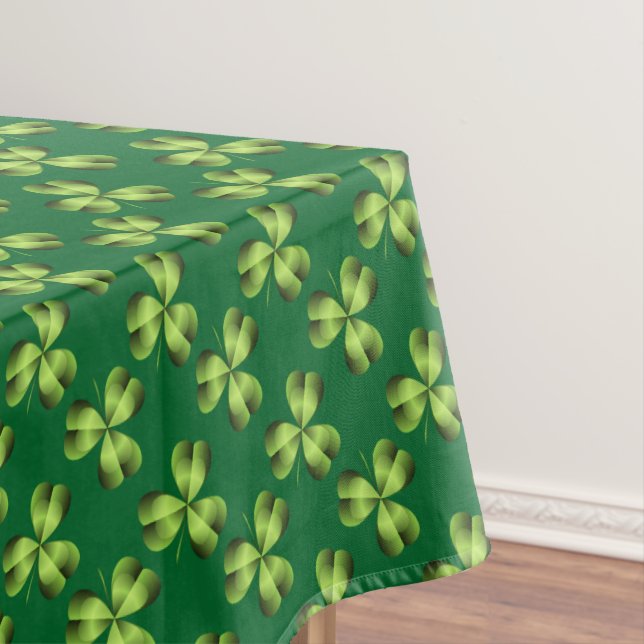 Mantel Shamrock Three Leaf Clover Graphic (In Situ)
