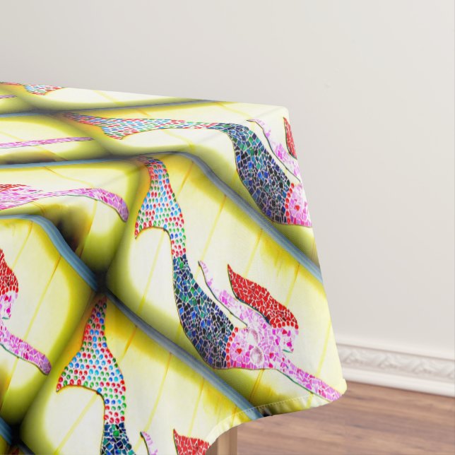 Mantel sirenas rosa bajo el agua nadando amarillo (In Situ)