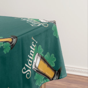 Mantel ¡Slàinte! Pinta de cerveza del Día de San Patricio
