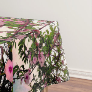 Mantel "Susurros de primavera: Árbol de flores rosadas ac