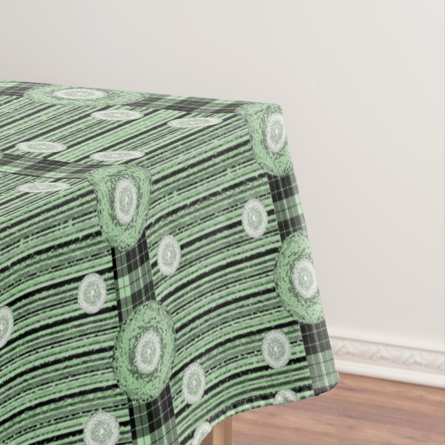 Mantel Tablecloth (In Situ)