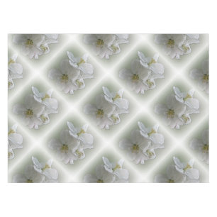 Mantel tres flores blancas