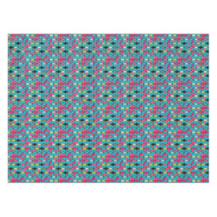 Mantel Turquesa y modelo rosado del cubo