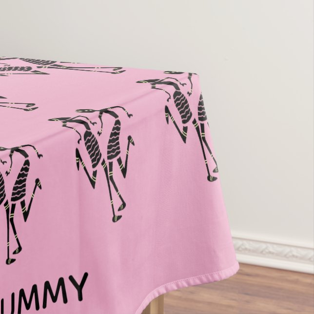 Mantel Un festival de silueta negra, bailarinas, momia ro (In Situ)