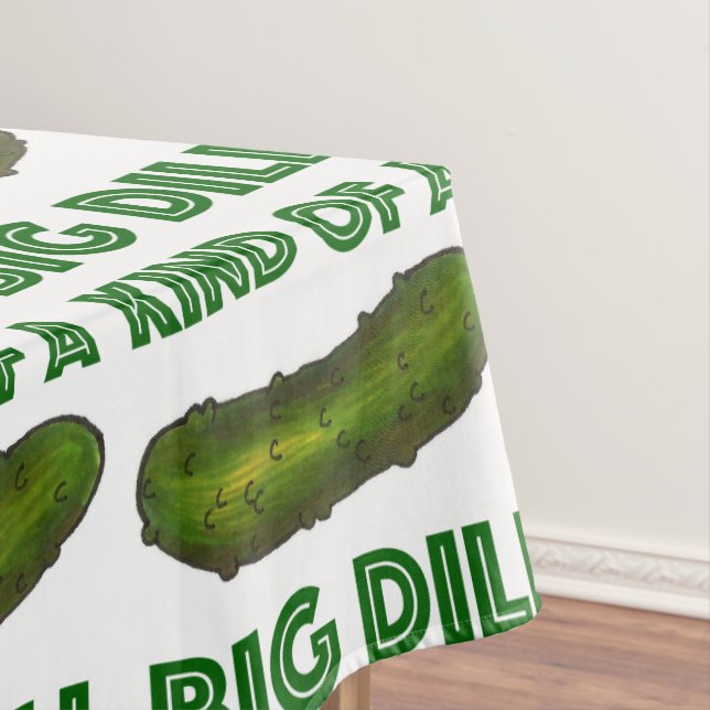 Mantel Una especie de "Big Dill" (Deal) Green Deli Pickle (In Situ)
