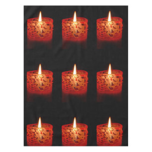 Mantel Velas en un fondo negro