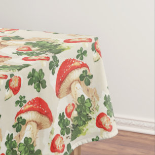 Mantel Vintage Forest Mushroom Lucky Clover Pattern