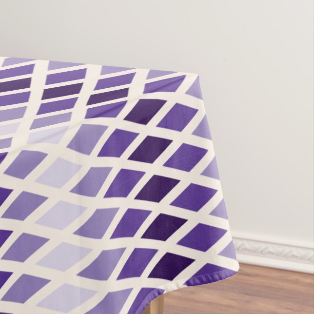 Mantel Violet Diamond Ombre (In Situ)