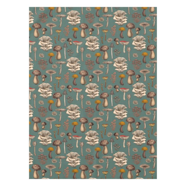 Mantel Wild Mushrooms  on pine green (Anverso)