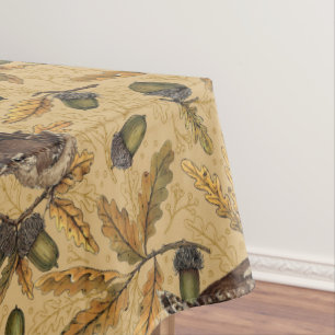 Mantel Wrens y bellotas sobre miel