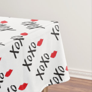 Mantel XoXo-abrazos-besos-con-labios-rojos